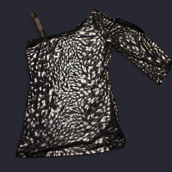 VENUS Tops - VENUS Black and Silver Patterned Blouse